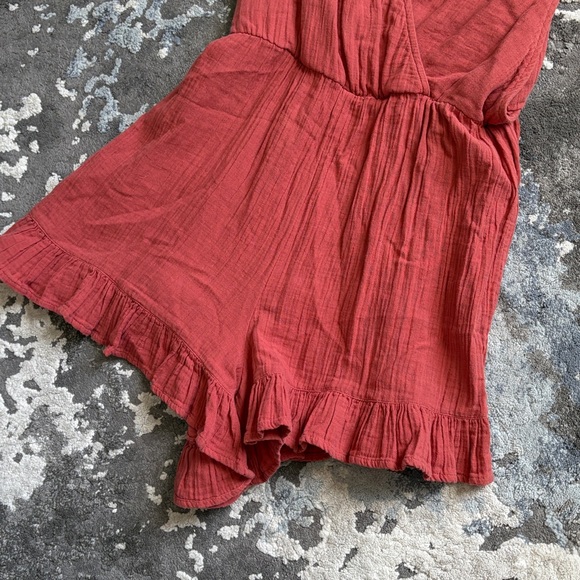 BP Rustic Colored Ruffle Romper Size Small - Picture 3 of 15
